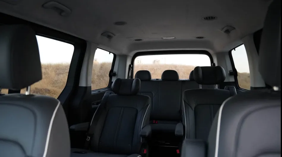 Hyundai Staria 2026 VIP-2