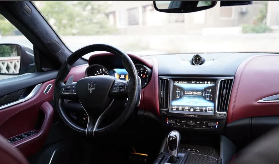 Maserati Levante 2017-5